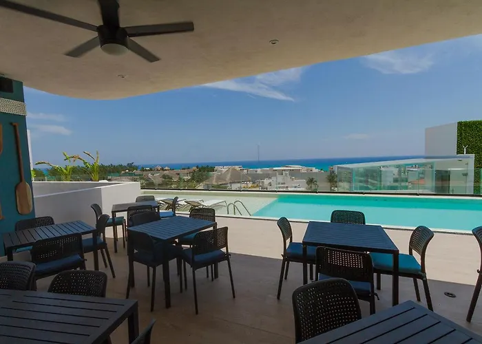 The Boat, Relax And Party, 2 Blocks From The Sea And 5th Ave 200 Mb Aparthotel