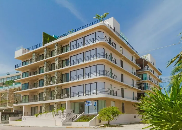 Aparthotel The Boat, Relax And Party, 2 Blocks From The Sea And 5th Ave 200 Mb *