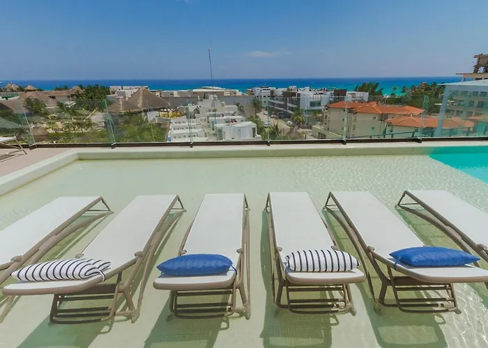 The Boat, Relax And Party, 2 Blocks From The Sea And 5th Ave 200 Mb Aparthotel Playa del Carmen